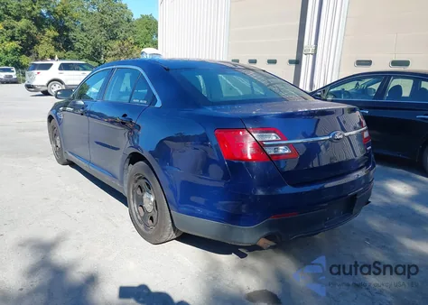 2014 Ford Police Interceptor z USA, uszkodzony, nr VIN 1FAHP2MT2EG180309